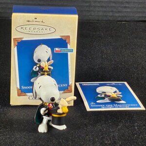 Hallmark  Ornament "Snoopy The Magnificent" From 2005 Peanuts Collection